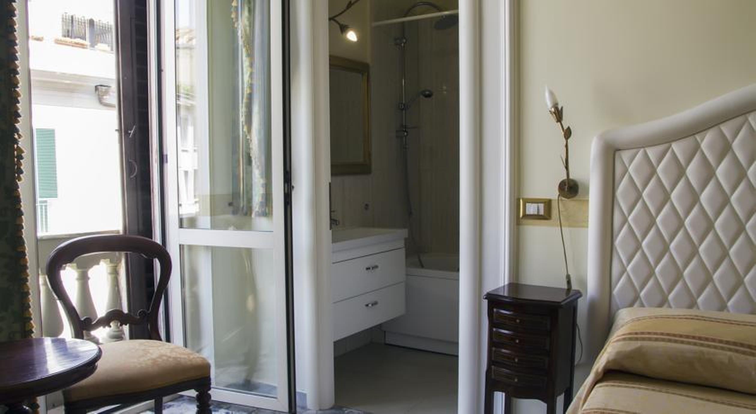 B&B Art Suite Santa Brigida เนเปิลส์ ภายนอก รูปภาพ