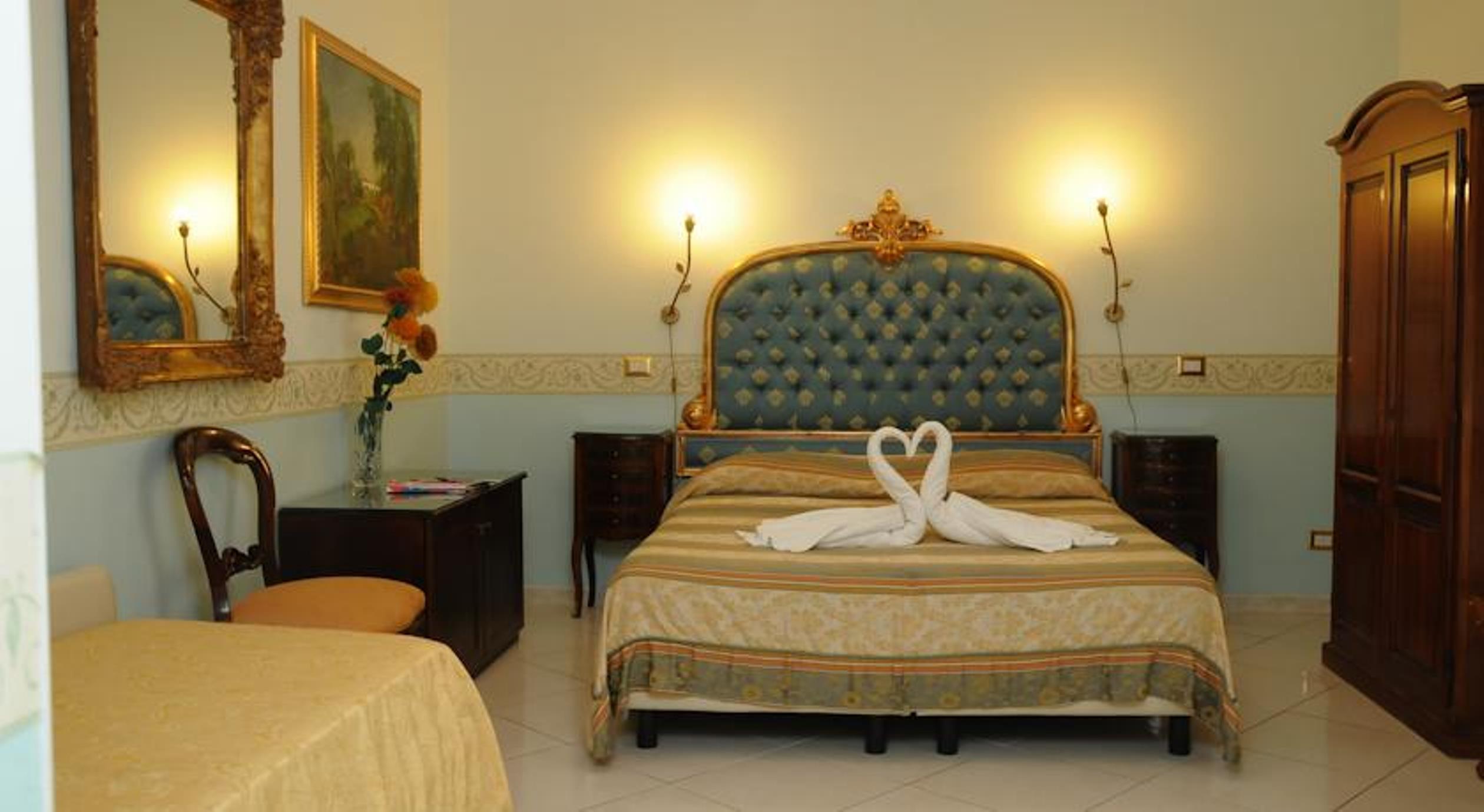 B&B Art Suite Santa Brigida เนเปิลส์ ภายนอก รูปภาพ