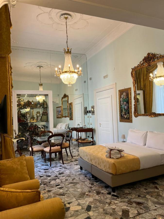 B&B Art Suite Santa Brigida เนเปิลส์ ภายนอก รูปภาพ