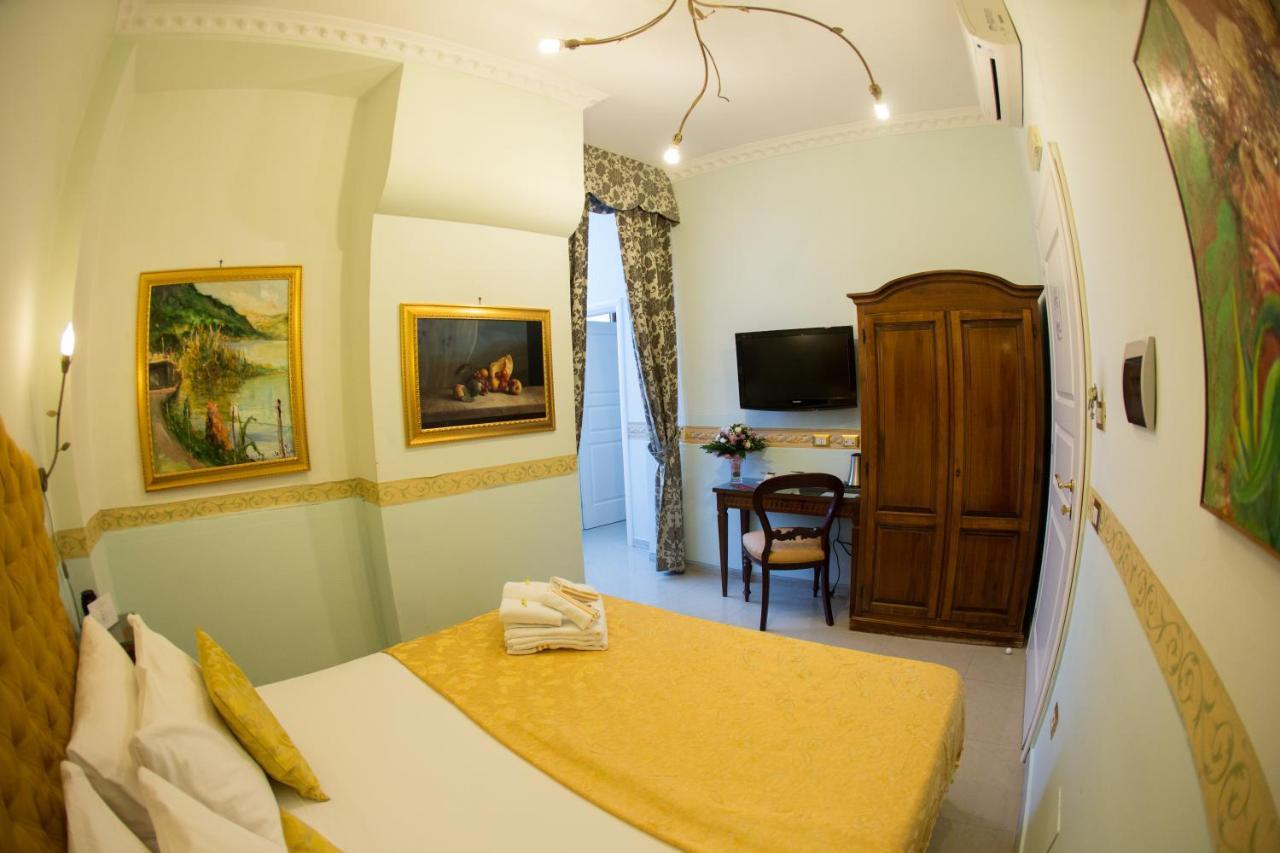 B&B Art Suite Santa Brigida เนเปิลส์ ภายนอก รูปภาพ